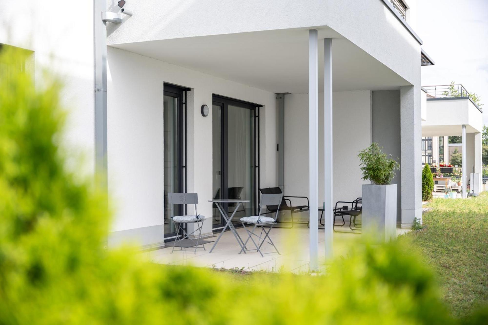Zentral - Fuer 6 - 2X Frei Parken - Terrasse Apartamento Gießen Exterior foto